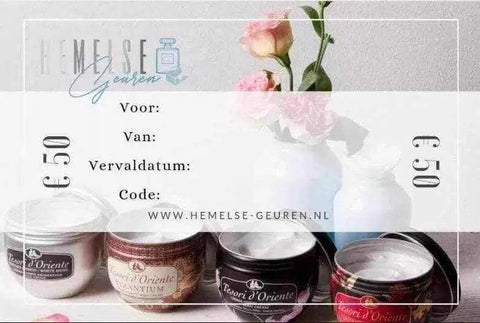 Cadeaubon hemelse-geuren.nl with jars of scented products and flowers.