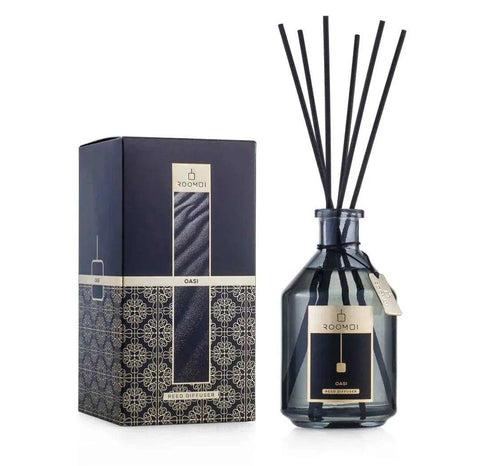 ROOMOI geurstokjes Oasi 500ml met aroma van zwarte thee en vetiver.