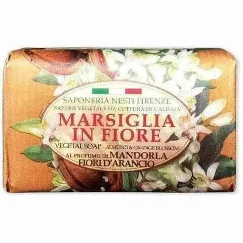 Nesti Dante Marsiglia zeepblokje met amandel- en oranjebloesem.