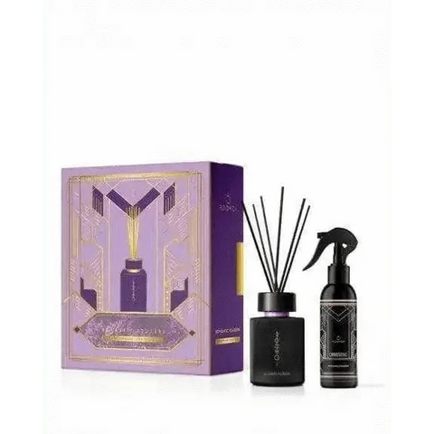 ROOMOI cadeauset with 500ml diffuser and 200ml spray, scented with romantic fougère notes.