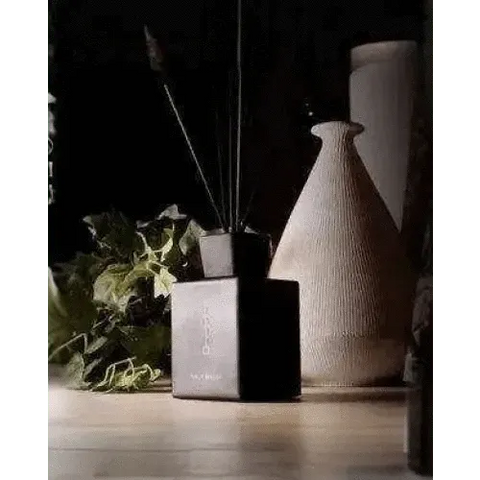 ROOMOI cadeauset romantic fougère 500ml geurstokjes +200ml geurspray - Hemelse-geuren.nl