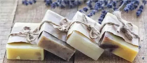 Zeepblokjes - Natuurlijke en Handgemaakte Zeepblokjes voor Jouw Verzorging - Hemelse-geuren.nl