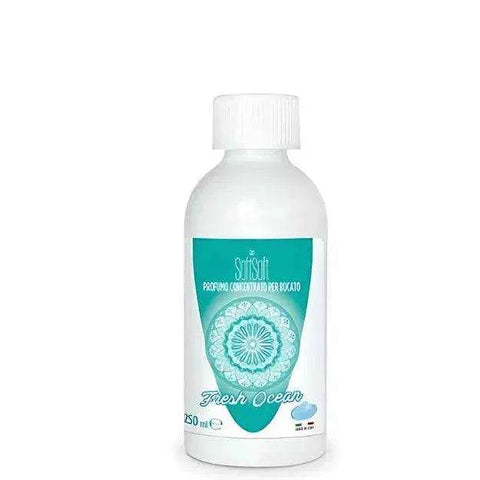 SOFT geconcentreerde wasparfum Fresh Ocean 250ml bottle with oceanic design.