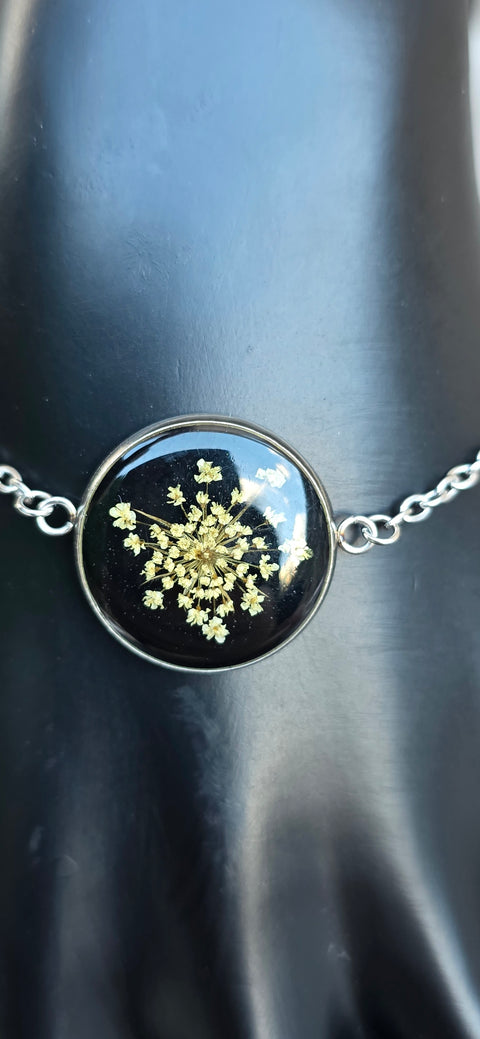 Armband zilverkleur met wilde peen handgemaakt op Sardinië carota selvatico nero grande