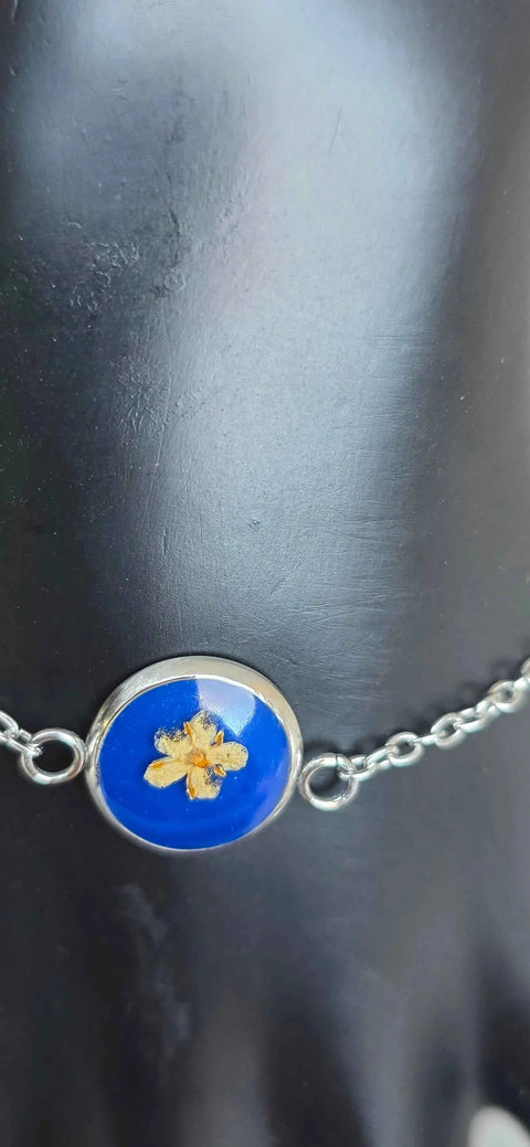 Armband zilverkleur met wilde vlierbloesem handgemaakt op Sardinië Sambuco selvatico blu grande - Hemelse-geuren.nl