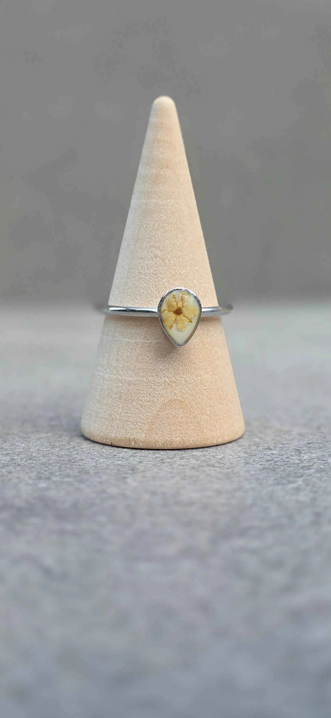 Ring druppel zilverkleur met wilde vlierbloesem handgemaakt op Sardinië Sambuco Bianca - Hemelse-geuren.nl