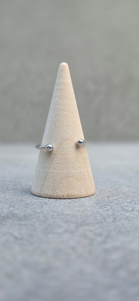 Ring druppel zilverkleur met wilde vlierbloesem handgemaakt op Sardinië Sambuco Bianca