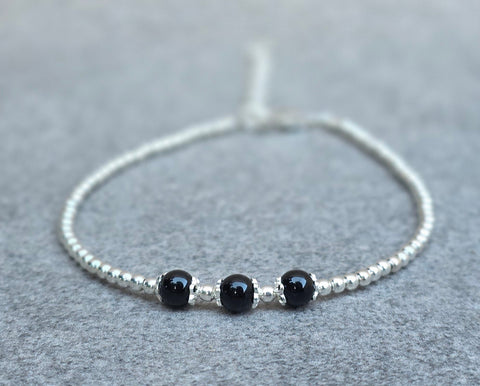 Beschermende Coccu Armband, 925 Zilver met 3 Onyx stenen, Sardisch Amulet tegen Negativiteit