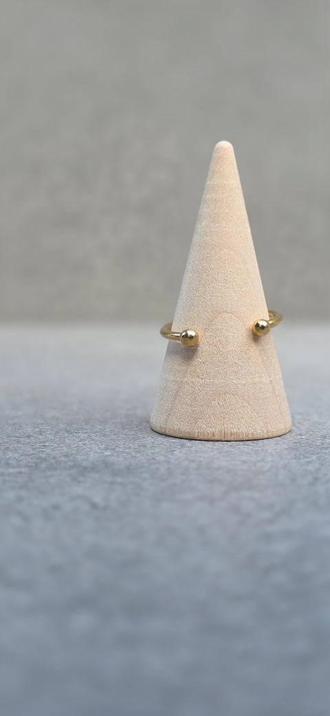 Ring goudkleur met wilde vlierbloesem handgemaakt op Sardinië Sambuco Verde