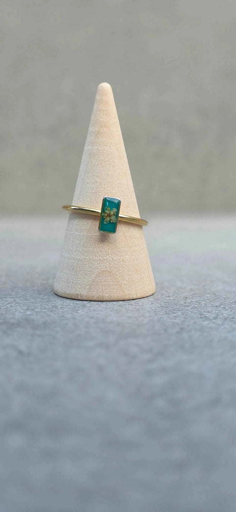 Ring goudkleur met wilde vlierbloesem handgemaakt op Sardinië Sambuco Verde - Hemelse-geuren.nl