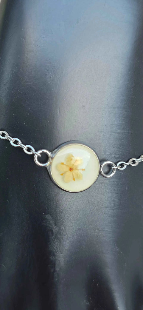 Armband zilverkleur met wilde vlierbloesem handgemaakt op Sardinië Sambuco selvatico bianca media - Hemelse-geuren.nl