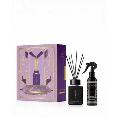 ROOMOI cadeauset with 500ml diffuser and 200ml spray, scented with romantic fougère notes.
