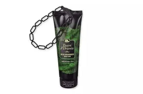 Tesori d'Oriente Kashmir Sandalwood Vetiver douchegel 250ml tube with green leaf design.